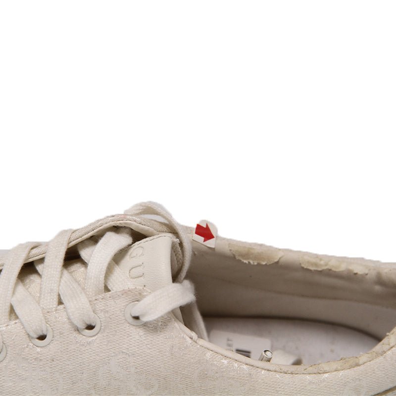 GUESS WOMEN SHOES Size 42 ROW62 - Runner