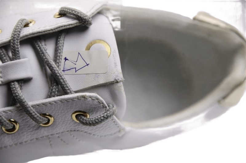 GUESS WOMEN SHOES Size 43 ROW26 - Runner