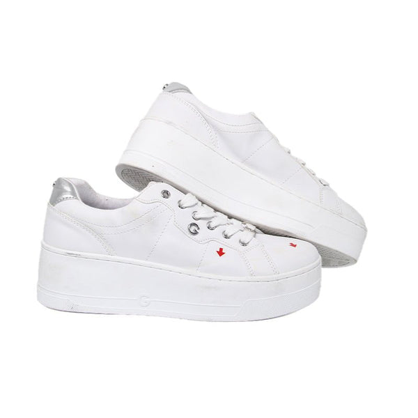 GUESS Women's SHOES Size 38.5 ROW258 - Runner