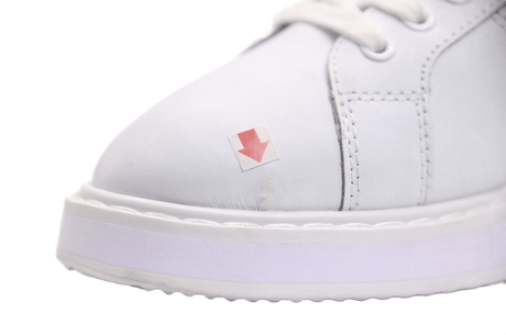 LAUREN RALPH WOMEN SHOES Size 38.5 ROW17 - Runner