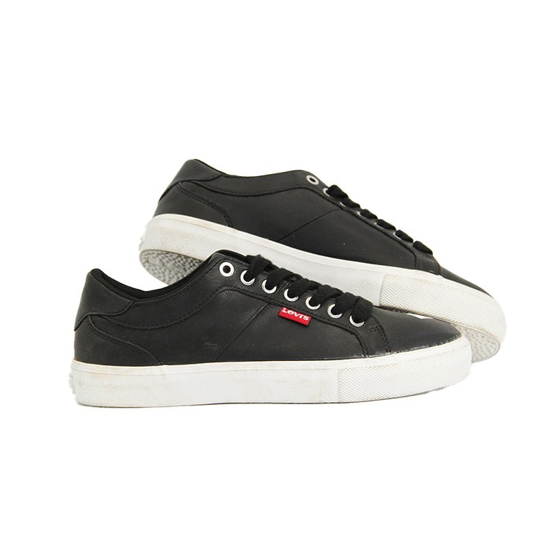 LEVI'S WOMEN SHOES Size 37 ROW170 - Runner