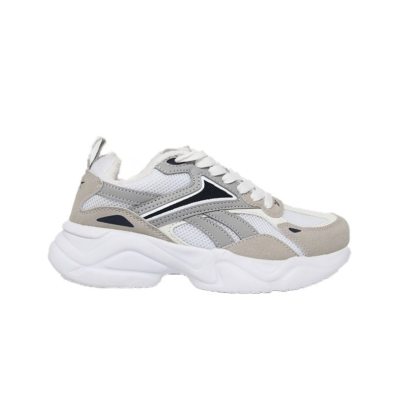 REEBOK KIDS Size 27.5 ROk2