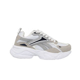 REEBOK KIDS Size 27.5 ROk2