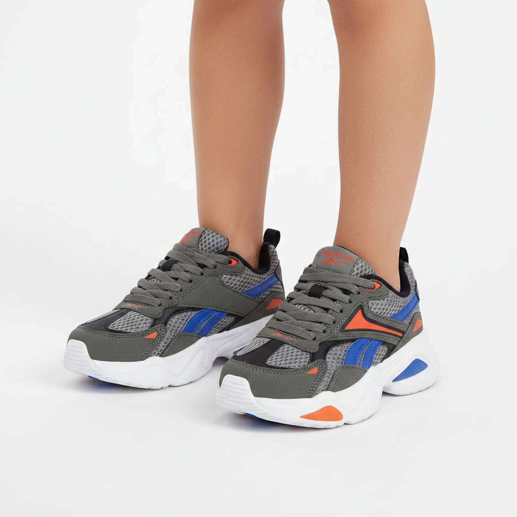 REEBOK KIDS Size 29 ROk1