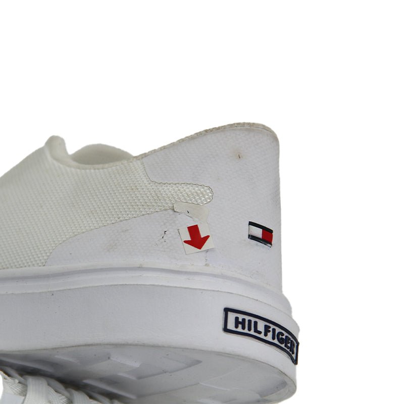 TOMMY HILFIGER MEN Size 40 ROM17 - Runner