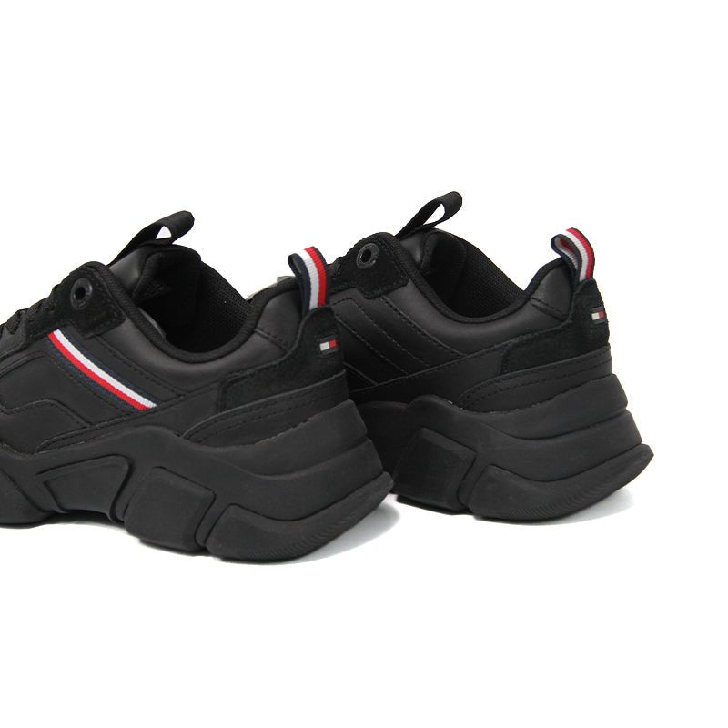 TOMMY HILFIGER WOMEN SHOES Size 35 ROW2 - Runner