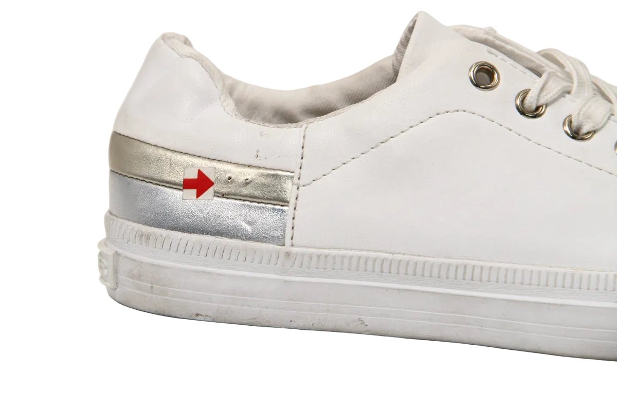 TOMMY WOMEN SHOES Size 35.5 ROW34 - Runner