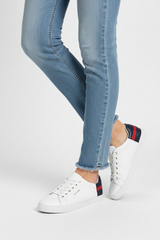 TOMMY HILFIGER WOMEN SHOES Size 37.5 ROW187
