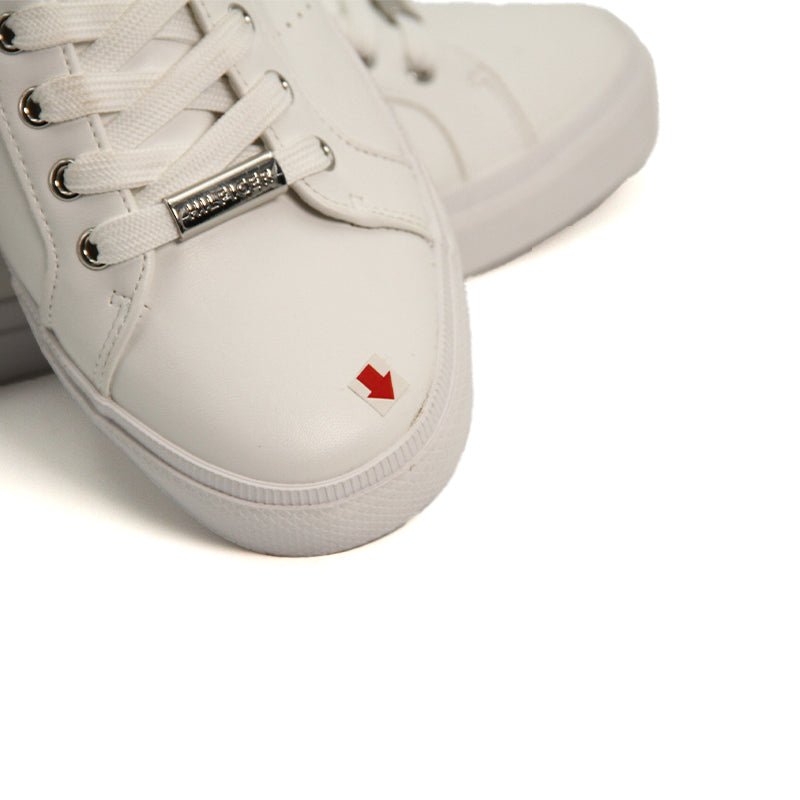 TOMMY WOMEN SHOES Size 38 ROW42 - Runner