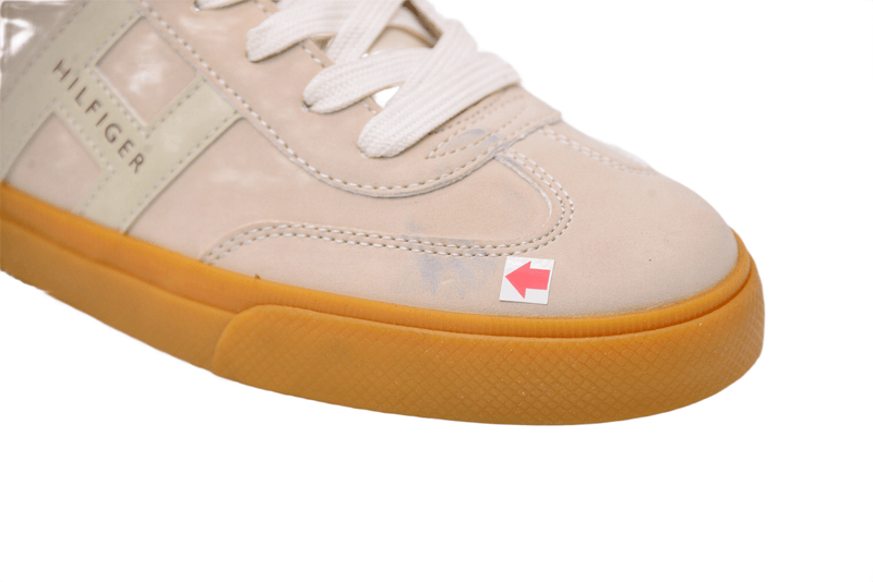 TOMMY WOMEN SHOES Size 38.5 ROW11 - Runner