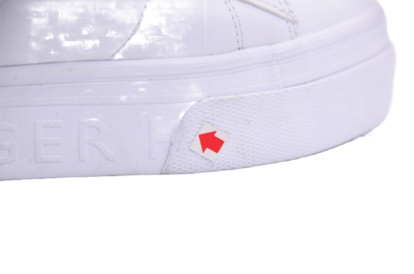 TOMMY WOMEN SHOES Size 38.5 ROW38 - Runner